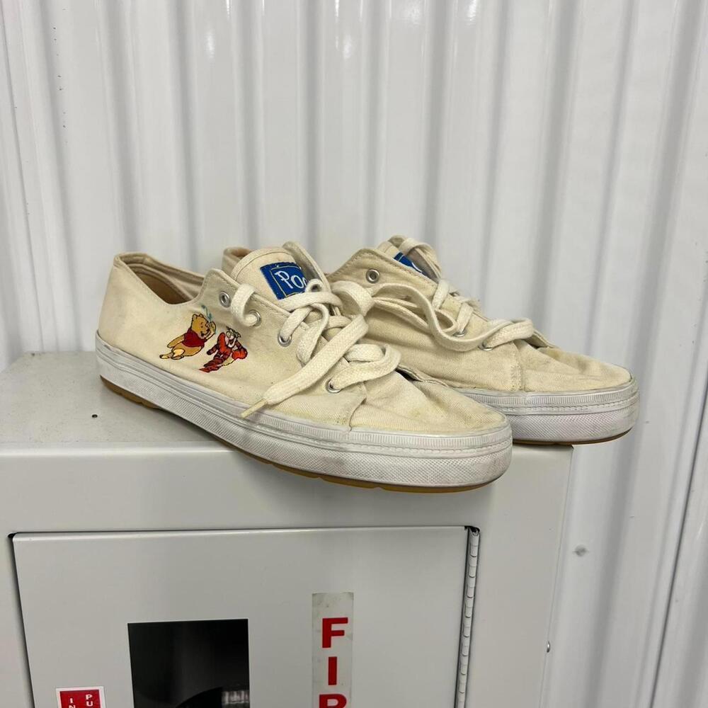 Disney Winnie the Pooh Low-Top Sneakers